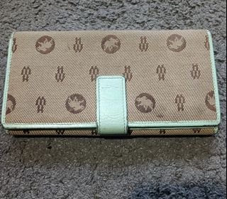 (Category: ) located in . Submitted by bodstyle (Listing ID 1426747235, Image 1). Description: .