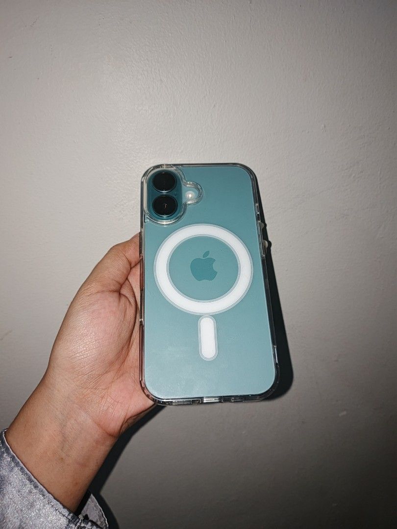 iPhone 16 (Category: iPhone 16 Series) located in Caloocan City. Submitted by pamelaaustria (Listing ID 1426675568, Image 2). Description: iPhone 16 Teal 128GB 100 Battery Health Complete inclusion last Feb lang nabili.