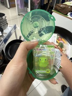 （分類：）位於 。 由 cheap__stuff 提交（商品編號 1426713808，圖片 1）。簡介： 。