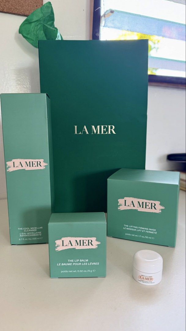La Mer The Cool Micellar Cleanser (Category: Face Care) located in Manila. Submitted by dnicolep (Listing ID 1426663491, Image 3). Description: Got this from La Mer PH as a part of a work x-deal :) 100% legit and can send proof if needed. Reason for selling: I don’t use it - and I want to sell it to save for a new surf board! (I’m a surfer) Original price on their official “L” shop: ₱7,500 I’m willing to sell it for lower! Product description: Th