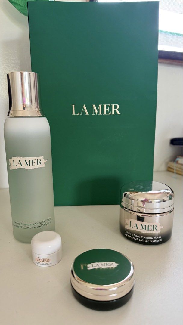 La Mer The Cool Micellar Cleanser (Category: Face Care) located in Manila. Submitted by dnicolep (Listing ID 1426663491, Image 2). Description: Got this from La Mer PH as a part of a work x-deal :) 100% legit and can send proof if needed. Reason for selling: I don’t use it - and I want to sell it to save for a new surf board! (I’m a surfer) Original price on their official “L” shop: ₱7,500 I’m willing to sell it for lower! Product description: Th