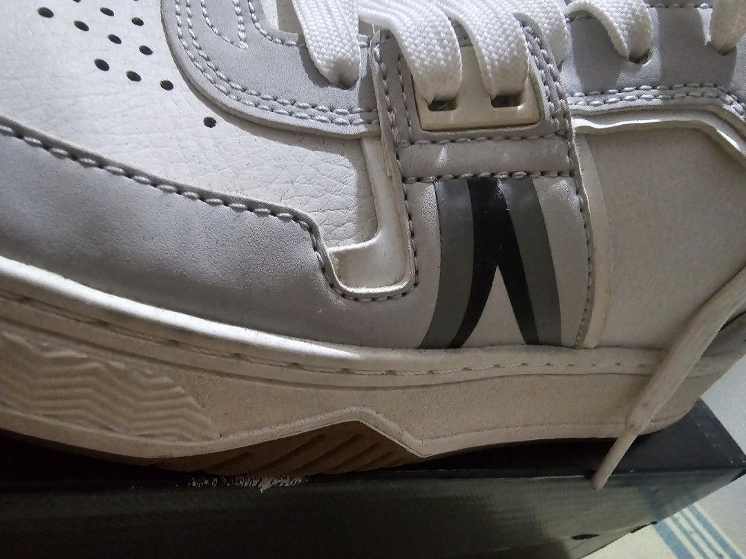 Lacoste Sneakers White (Category: Sneakers) located in Mandaluyong City. Submitted by bethco (Listing ID 1426658276, Image 2). Description: .