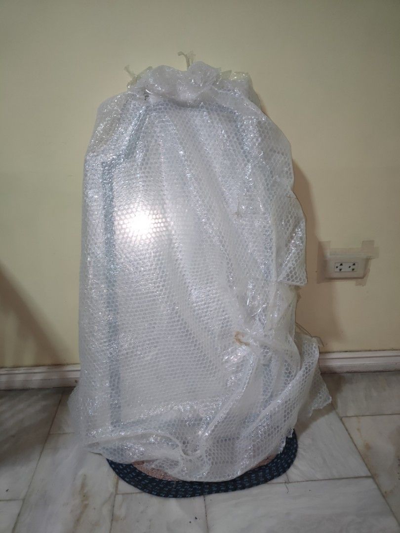 LED Lighted Vanity Mirror (Category: Mirrors) located in Quezon City. Submitted by maxsab (Listing ID 1426734186, Image 3). Description: - Brand new LED light vanity mirror - Single light mode only in daylight - Comes with electrical wiring and plug - Width: 49cm, Height: 89cm - Retail price: ₱9,700 - Reason for selling: Wrong size.