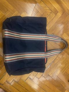 （分類：）位於 。 由 markbowen 提交（商品編號 1426753503，圖片 1）。簡介： 。