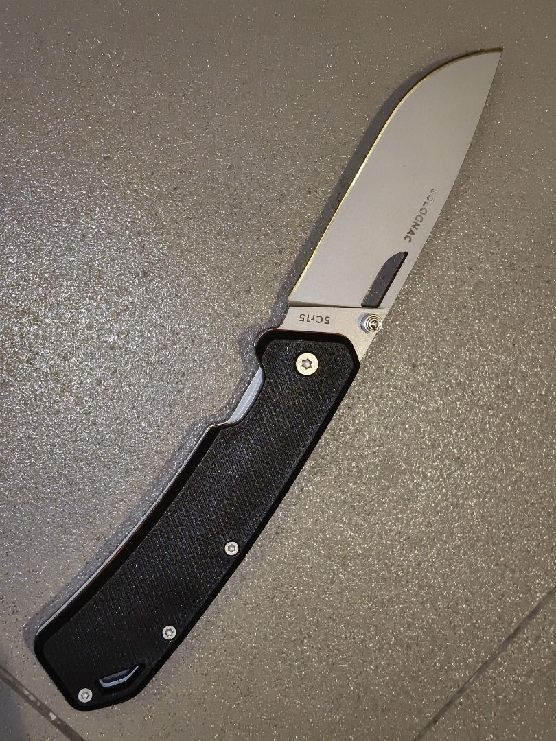 Manual folding pocket knife (Category: Hiking & Camping) located in Marikina City. Submitted by jamvg (Listing ID 1426594861, Image 3). Description: Manual folding pocket knife Uses frame lock / thumb stud 5cr15 steel Willing to negotiate.