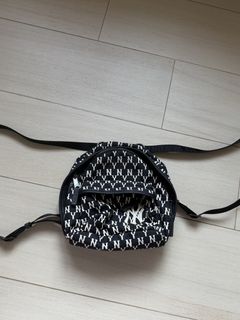 （分類：）位於 。 由 rose.s____ 提交（商品編號 1426690283，圖片 1）。簡介： 。