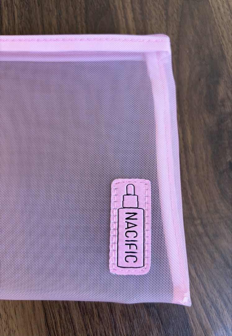 Nacific Mesh Pink Pouch (Category: Purses & Pouches) located in Makati City. Submitted by bellabianca.769 (Listing ID 1426617258, Image 2). Description: L20cm x H15cm.