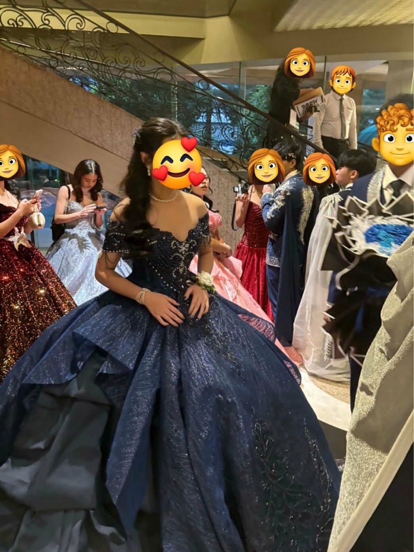 Navy Blue Off-Shoulder Ball Gown (Category: Evening dresses & gowns) located in Paranaque City. Submitted by wildcloud.ad2e5b (Listing ID 1426704963, Image 3). Description: .