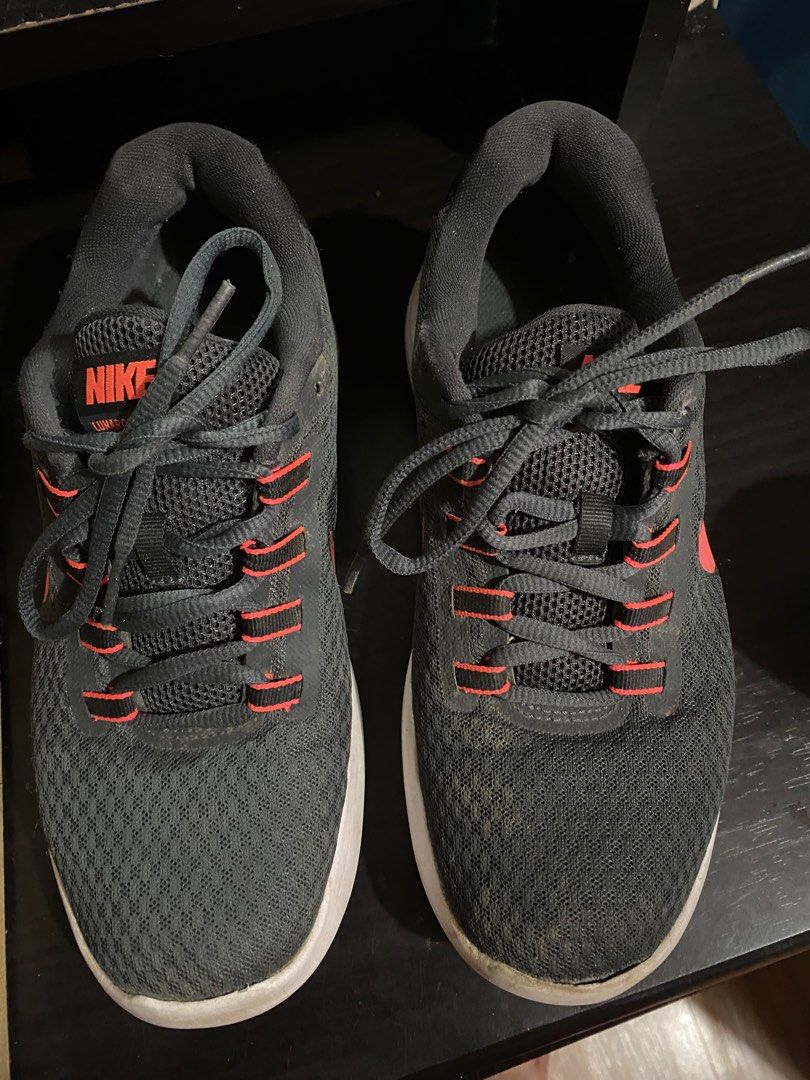 Nike Lunarlon Running Shoes (Category: Sneakers) located in Dumaguete. Submitted by ems_decluttering (Listing ID 1426595857, Image 3). Description: Well loved. no use anymore, only visible flaw is on last picture, i can glue it for you if u want.. Size 7-7.5 US Women Bought in US .