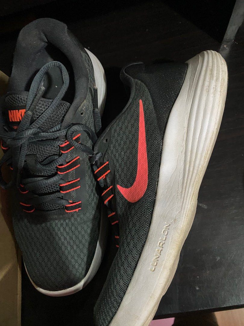 Nike Lunarlon Running Shoes (Category: Sneakers) located in Dumaguete. Submitted by ems_decluttering (Listing ID 1426595857, Image 2). Description: Well loved. no use anymore, only visible flaw is on last picture, i can glue it for you if u want.. Size 7-7.5 US Women Bought in US .