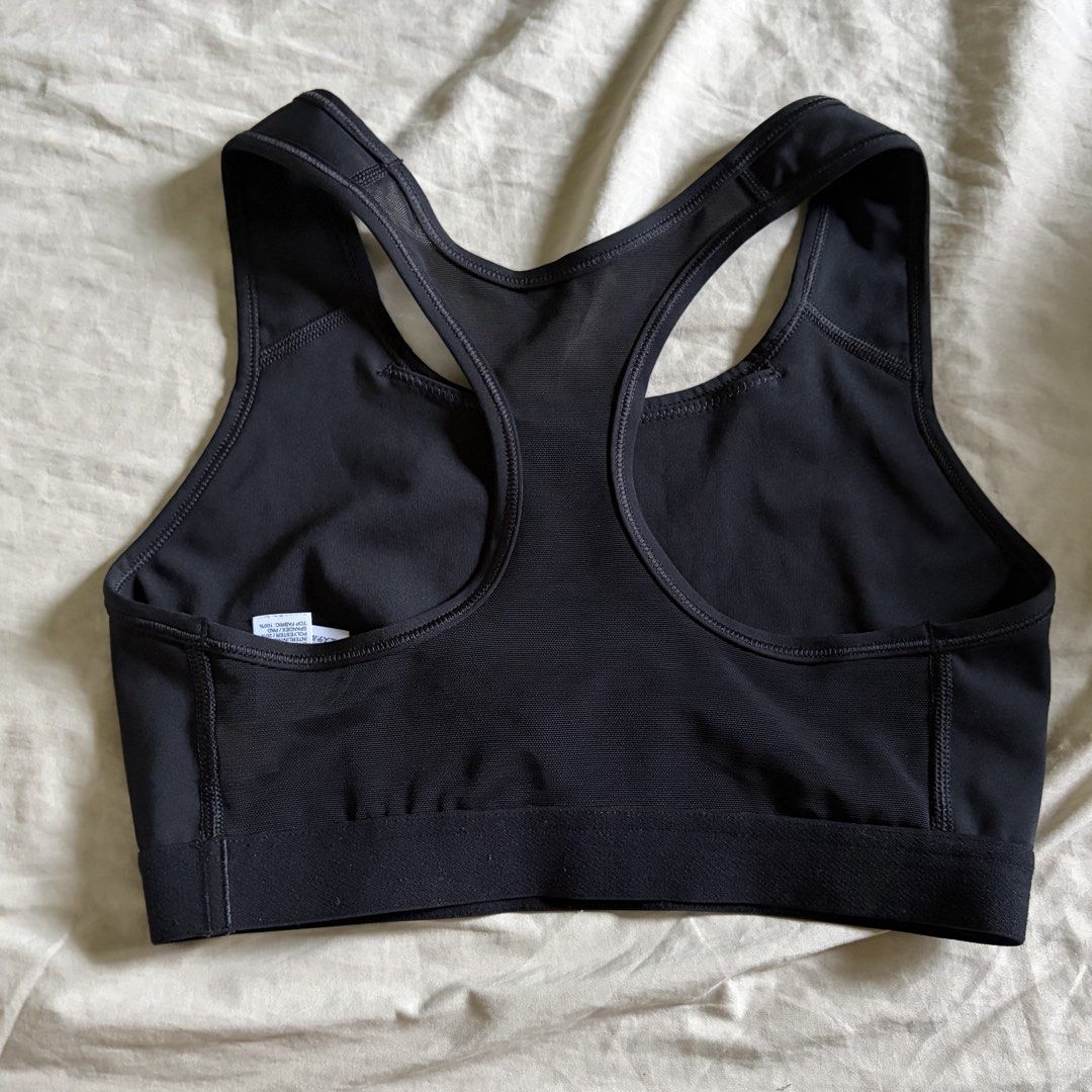 Nike Sportsbra (Category: Activewear) located in Tarlac. Submitted by 3fted (Listing ID 1426643981, Image 3). Description: nike medium on tag/ best fit small to medium size in inches (laid flat measurement) -- bust: 13 in -- band: 11 in no pads but with pad slot 10/ 10 condition -- very good condi! super like new ❤️ Color Rate: 10/10 Cloth Rate: 10/10 .