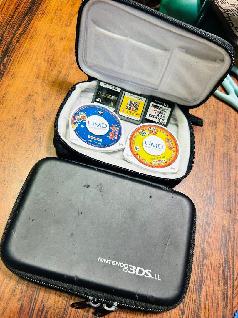 Nintendo 3DS LL Case and Games (Category: Nintendo) located in Manila. Submitted by starbalesukandjapansurplus (Listing ID 1426786768, Image 1). Description: .