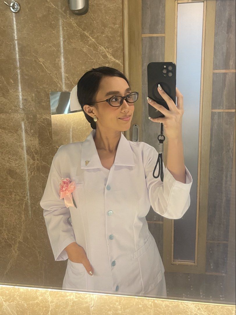 Nursing Oathtaking Gala Uniform Set (Category: Dresses) located in Quezon City. Submitted by ailiaveu (Listing ID 1426686343, Image 1). Description: 🤍 +100 for nursing cap and stockings 🤍 Fits S-M , Knee-length 🤍 Location: Dasmariñas, Cavite.