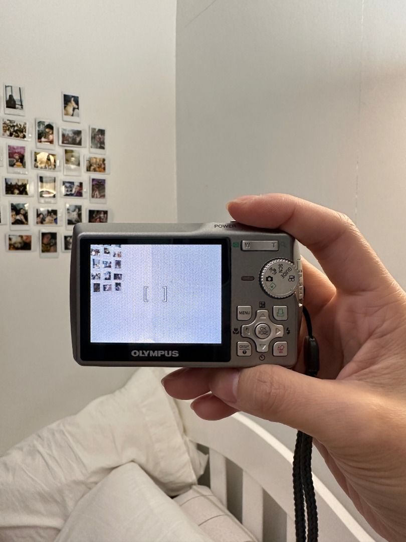 Olympus µ700 All-Weather Digital Camera (Category: Cameras) located in Taguig. Submitted by jrentengco (Listing ID 1426726261, Image 3). Description: *updated price due to inclusion of XD card - NO ISSUES - All functions are working - Pwede sa maarte - with video - Really gives the VINTAGE VIBE Color: Silver Year: 2006 Features: 7.1 MP, 3x Optical Zoom, 2.5 inch LCD Body: Metal Inclusions: - Original Box - Original Charger - Original 128mb Memory