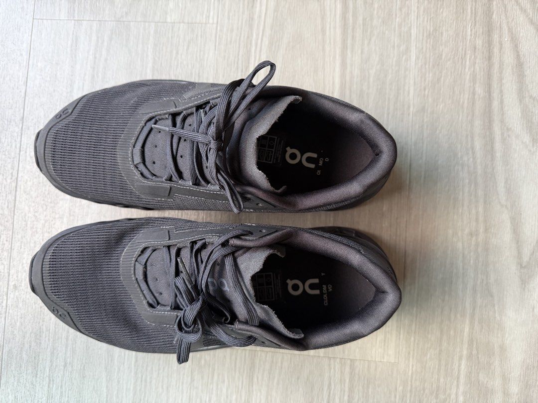 On Cloudmonster void (Category: Sneakers) located in Singapore. Submitted by brayden_kj (Listing ID 1426707366, Image 2). Description: .