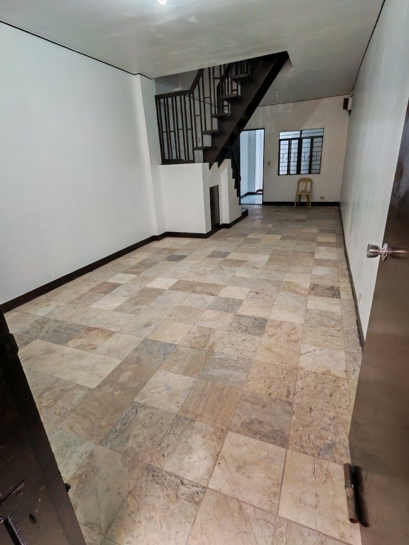 Pasay Apartment for rent (Category: Apartments & Condos) located in Manila. Submitted by beaco999 (Listing ID 1426749275, Image 2). Description: Located along Taft Avenue near libertad lrt 1 station. Up and down with 3 bedrooms. For faster transaction message me @0917-6770777.