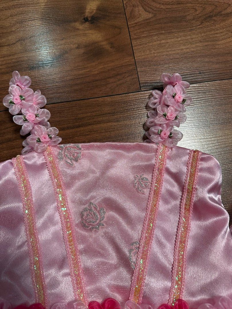 Pink Tinkerbell Couture Dress (Category: Babies & Kids Fashion) located in Quezon City. Submitted by konmarime (Listing ID 1426764344, Image 3). Description: Used only once Size 4 .