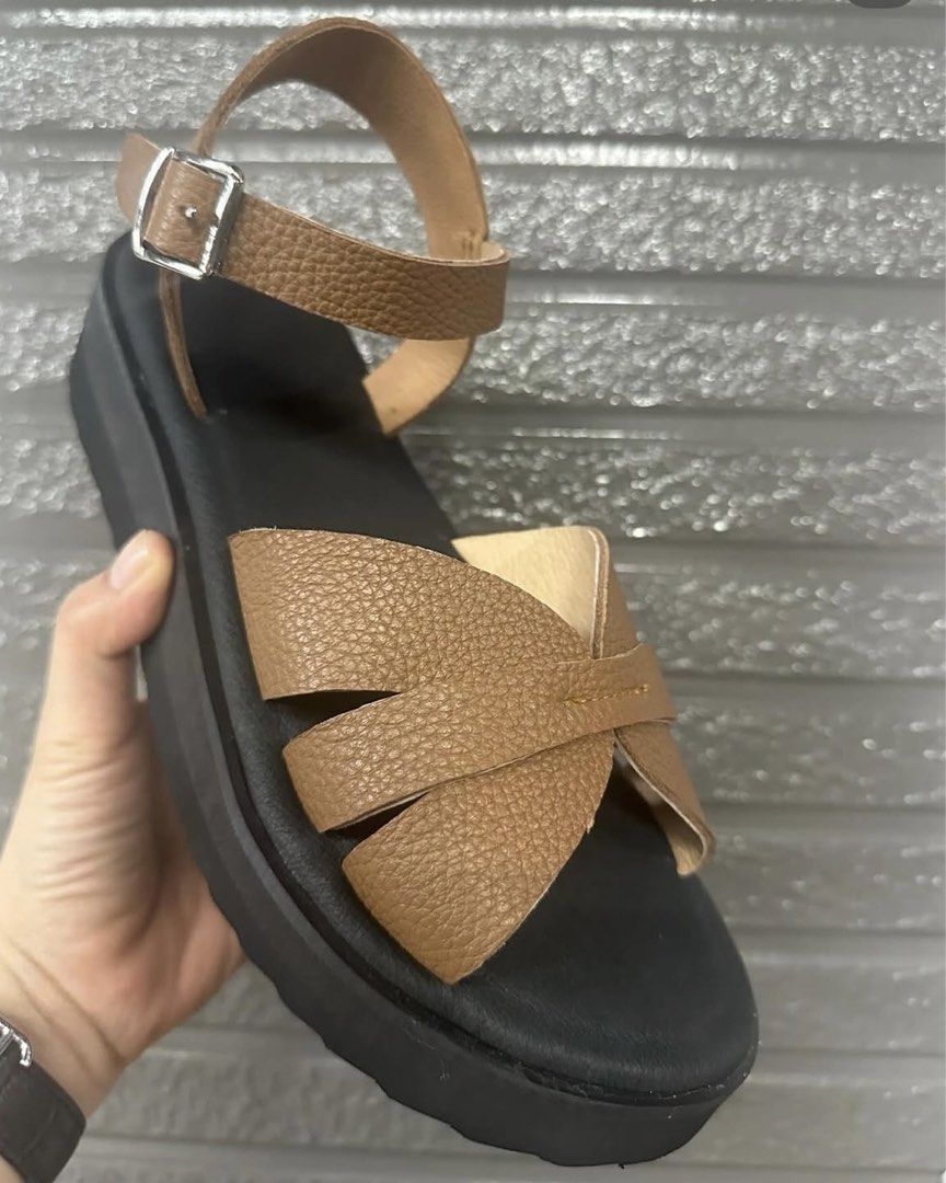 Platform Sandals (Category: Flats & Sandals) located in Antipolo. Submitted by pascualkarie (Listing ID 1426625559, Image 1). Description: Renegade Folk Together Slides inspired Chunky Slides with Strap Genuine Leather High quality Marikina made 💯 .