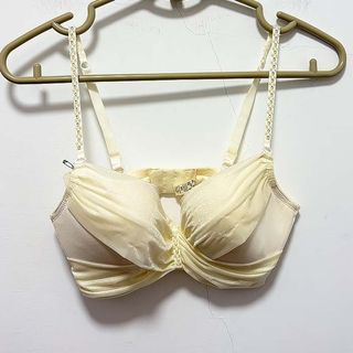 由 lee13313 (刊登 ID 1426690771，圖片 1) 提交，位於 的 (類別：)，說明：。