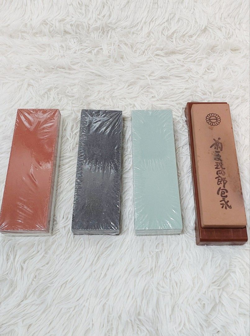 Premium Sharpening Stone Set (Category: Other Kitchenware & Tableware) located in Binan City. Submitted by sakuratreasuresph (Listing ID 1426705009, Image 2). Description: ✨ Premium Knife Sharpening Stones ✨ Upgrade your kitchen game with these high-quality knife sharpening stones – perfect for restoring dull blades back to razor-sharp precision! Whether you're a home cook or a professional chef, these whetstones help maintain your knives for eff
