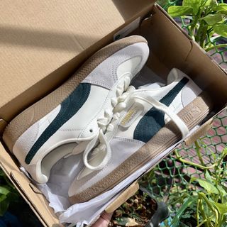 (Category: ) located in . Submitted by shop.hayleyyy (Listing ID 1426645969, Image 1). Description: .