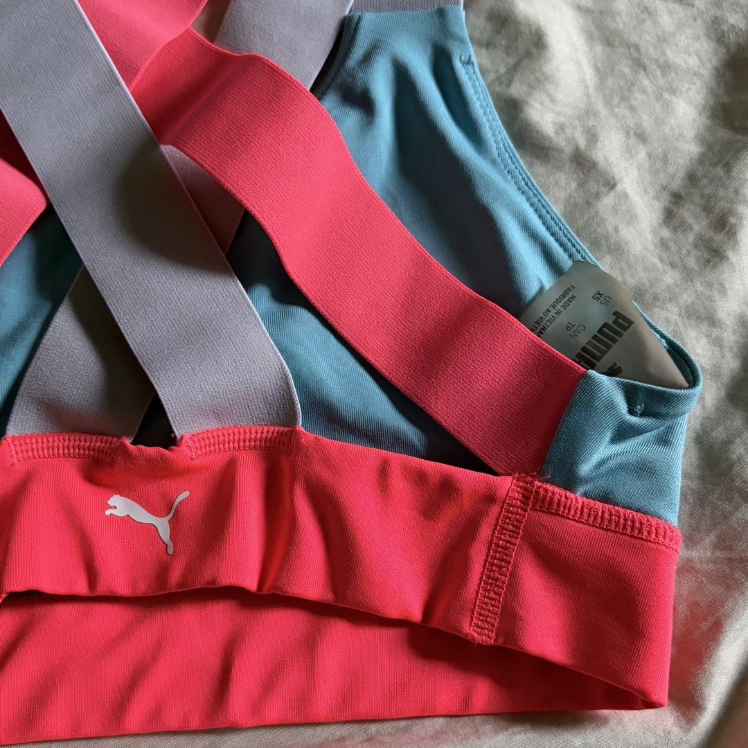 Puma Sportsbra (Category: Activewear) located in Tarlac. Submitted by 3fted (Listing ID 1426643810, Image 2). Description: puma xs on tag size in inches (laid flat measurement) -- bust: 12 in -- band: 11 in no pads but with pad slot 10/ 10 condition -- very good condi! super pretty! perfect for hyrox ❤️❤️❤️ Color Rate: 10/10 Cloth Rate: 10/10.
