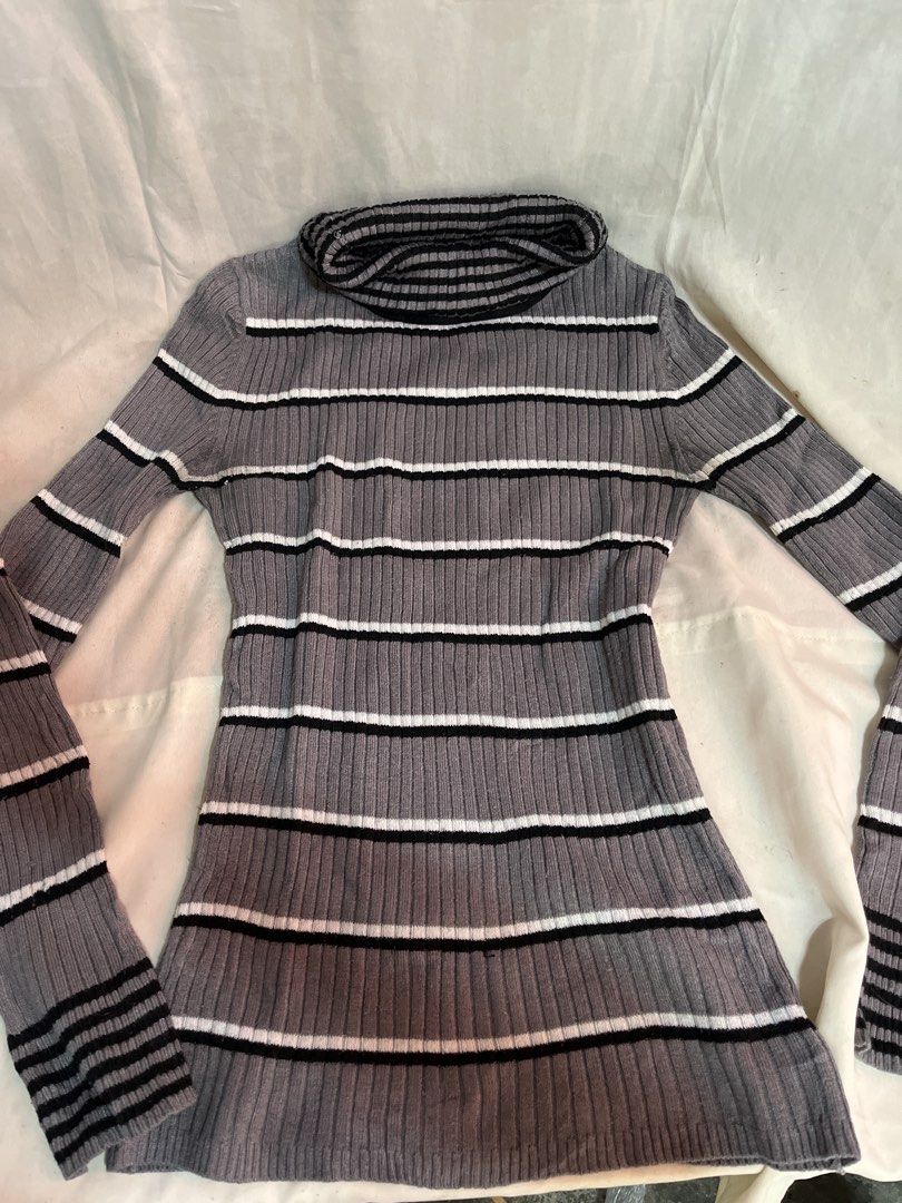 Revamped Stripped Ribbed Turtleneck Sweater (Category: Coats, Jackets and Outerwear) located in Baguio. Submitted by sweetlings (Listing ID 1419101279, Image 1). Description: Length: 22.5" Pit to pit: 13.5" Body-hugging stretchy material MOP: GCASH SHIPS VIA J&T 📍BAGUIO CITY.