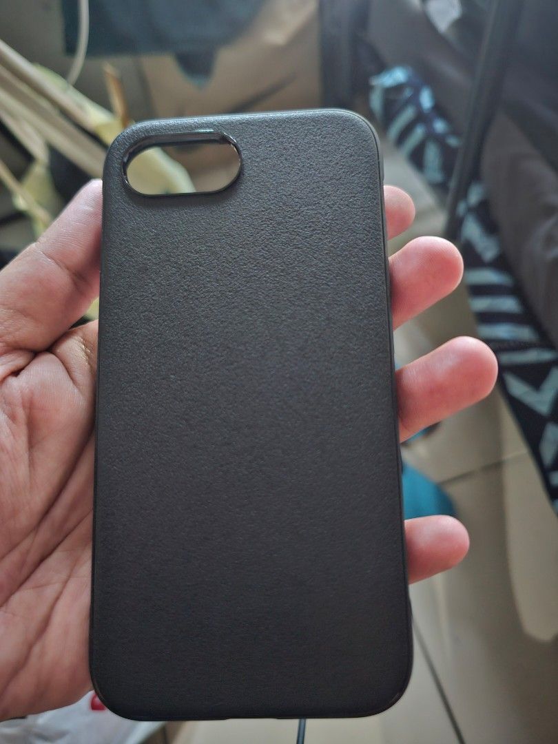 Ringke Onyx case for Iphonr 16e (Category: Cases & Sleeves) located in Zamboanga. Submitted by jemar.aeb (Listing ID 1426724785, Image 1). Description: pinangtesting lang .