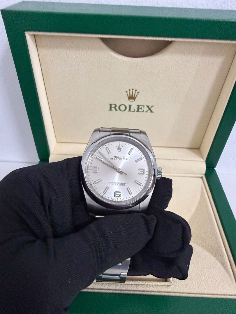 Rolex Oyster Perpetual Silver Dial 36mm (Category: Luxury Watches) located in Quezon City. Submitted by rhyswatchmnl (Listing ID 1426672502, Image 2). Description: 116000 36mm Year 2014 Full Set Condition 9.8/10 San Juan City/New Manila QC.