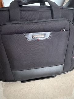 (Category: ) located in . Submitted by lfw_0041 (Listing ID 1426640466, Image 1). Description: .