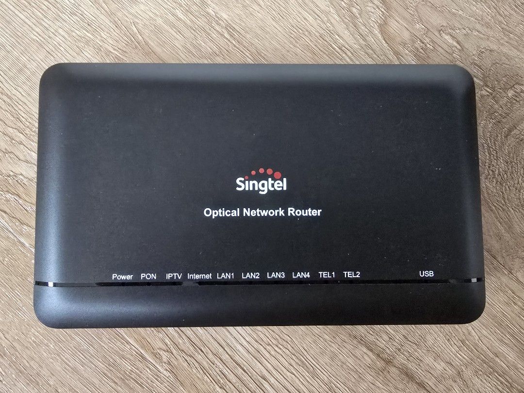 Singtel Optical Network Router Set439774028570961921
