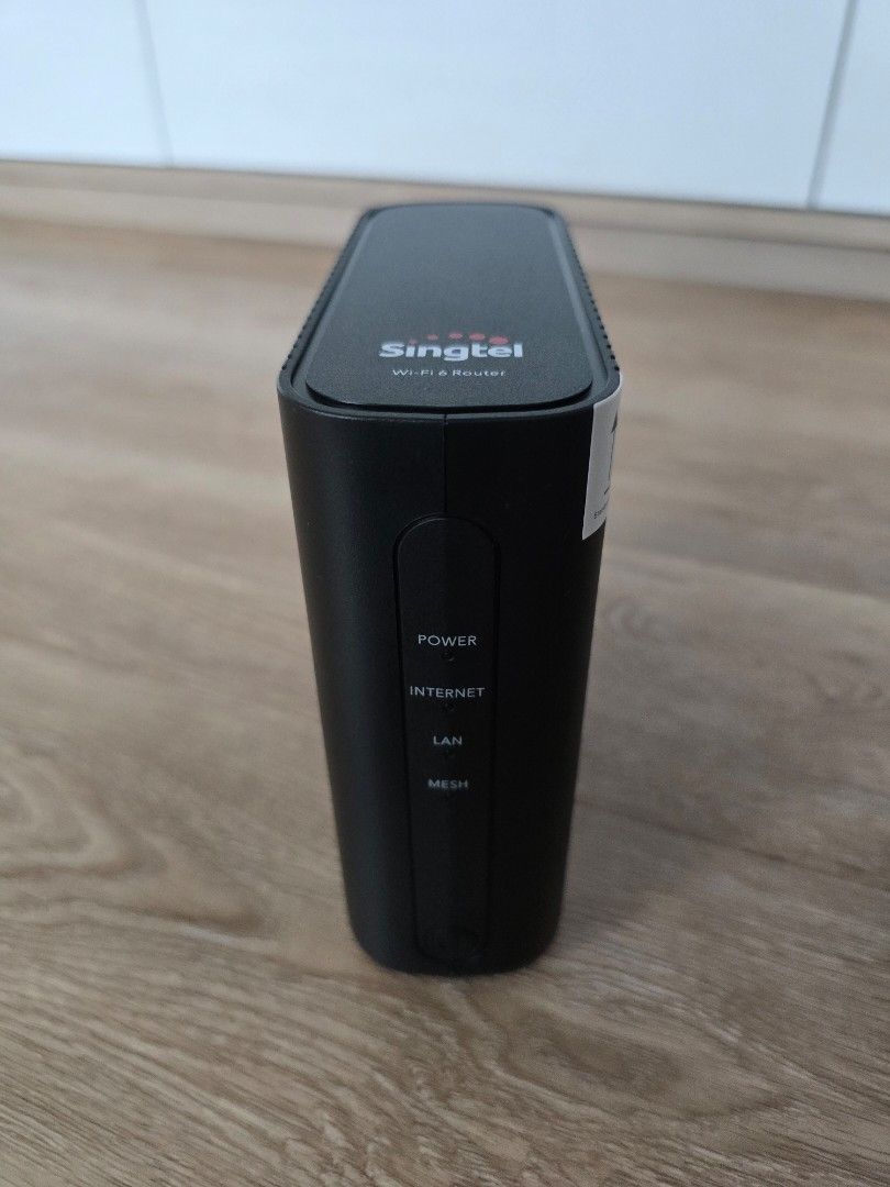 Singtel Optical Network Router Set439774028570961922