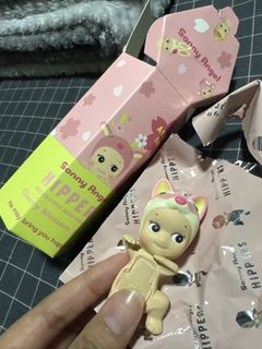 (Category: ) located in . Submitted by jojothrifts (Listing ID 1426739424, Image 1). Description: .