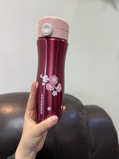（分類：）位於 。 由 Jessieeeee8 提交（商品編號 1426631895，圖片 1）。簡介： 。