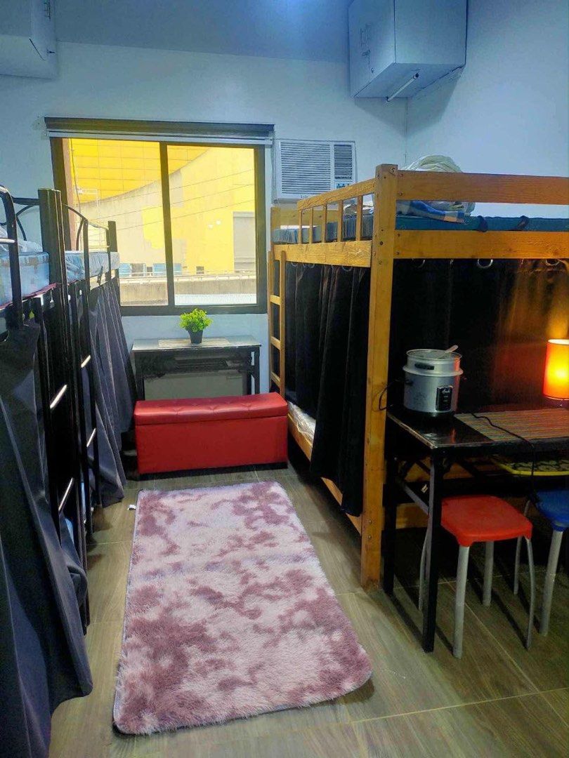 Studio w/ Passive Income (Category: Announcements) located in Taguig. Submitted by tiny_trends (Listing ID 1426632802, Image 3). Description: Fire sale: Studio unit with bed space in makati renovated tiled flooring, sliding windows 17.18sqm furnished all furnitures included. 1.9M net cash includes transfer of title. With brand new elevator by march 2026 Possible income: P31,000/ month Zonal value is 95K/ sqm.