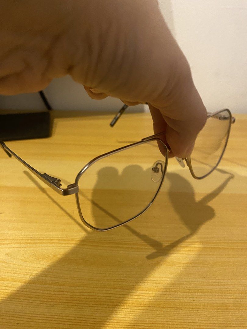 Sunnies Studios Eyeglasses (Category: Sunglasses & Eyewear) located in Pasig City. Submitted by repeatrenters (Listing ID 1426641991, Image 3). Description: Came with a case and cloth. Glasses are 10/10. Case is used quality..