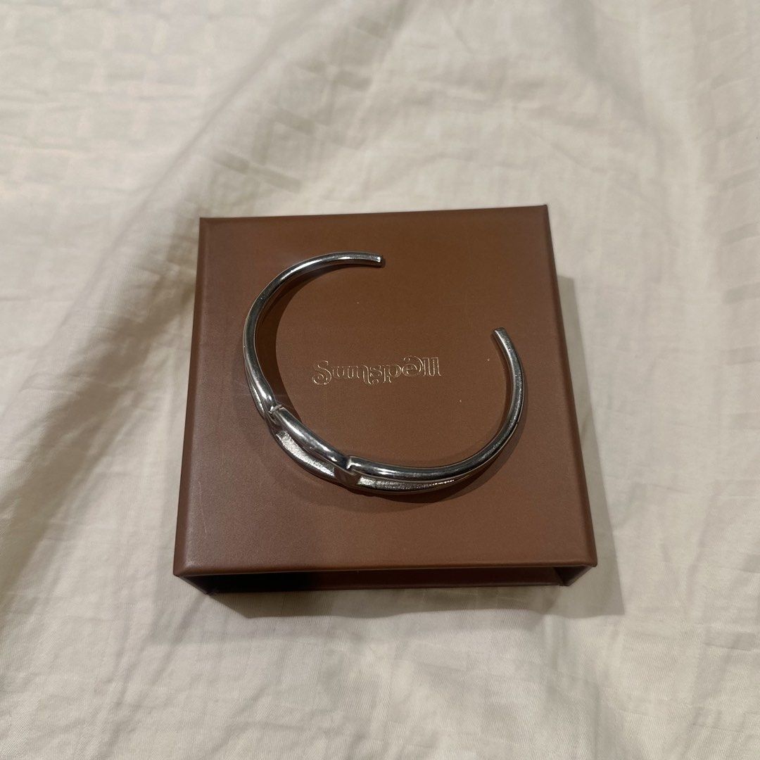 Sunspell Silver Bangle Bracelet (Category: Bracelets) located in Quezon City. Submitted by kalmai (Listing ID 1426701611, Image 2). Description: Only worn once!! From Studio Sunspell Sun & Sea Resistant! Tarnish proof & Hypoallergenic Srp 1000 w/ complete box and bag‼️.