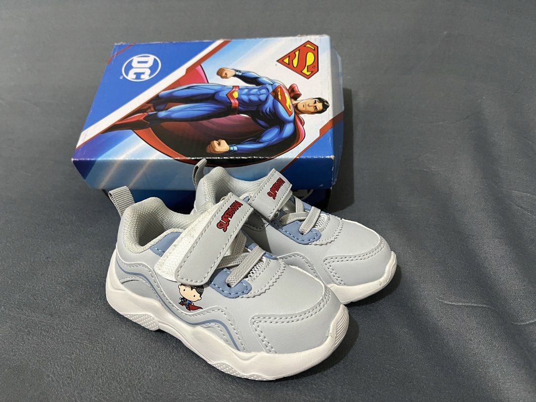 Superman Kids Shoes Size 21 (Category: Babies & Kids Fashion) located in Quezon. Submitted by sickdropz (Listing ID 1426624302, Image 3). Description: For your 9-11 months old baby boy Size 21 350 + Sf only 650 sa SM .