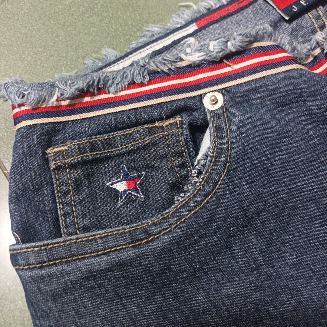 Tommy Jeans Dark Blue Jeanse Size 27" (Category: Jeans) located in Makati City. Submitted by cdiana (Listing ID 1426729385, Image 3). Description: - Vintage Tommy Jeans, women's size 27" - Good quality .