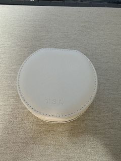 （分類：）位於 。 由 joakimnoah 提交（商品編號 1426705159，圖片 1）。簡介： 。