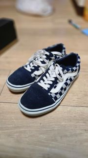 （分類：）位於 。 由 check.new.stuff 提交（商品編號 1426737021，圖片 1）。簡介： 。