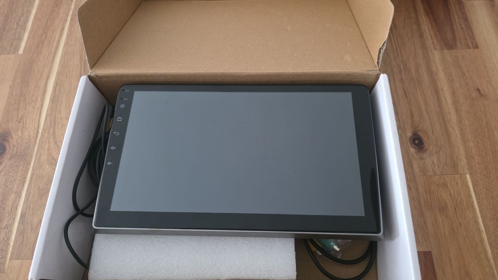 Van Android Player 10 ich, Car Accessories, Accessories on Carousell