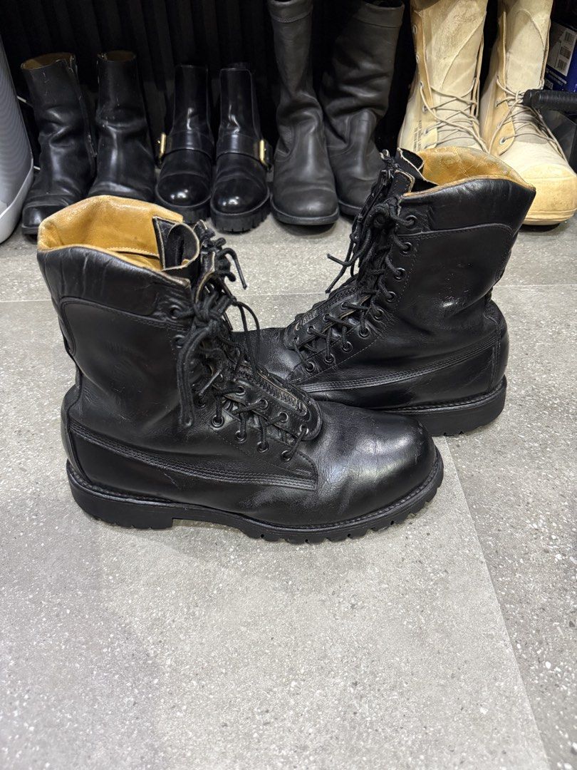 Vintage 90s Chippewa leather Boots (Category: Boots) located in Manila. Submitted by allinthiswall (Listing ID 1426760136, Image 2). Description: Vintage 90s Chippewa USA Ruttman Steel Toe Paratrooper Leather Boots front lacing system fits 10.5US on tag, genuine leather Chippewa native indian logo on the sides Tough Vibram outsoles Fun ways to wear.. 🦋⚡️ 1995 release Ykk zips, made in USA 🇺🇸 joint -12,5k .