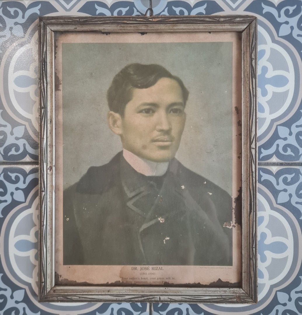 Vintage Jose Rizal litograph and prints (Category: Stamps & Prints) located in Marikina City. Submitted by otitsmobagets (Listing ID 1426790176, Image 1). Description: Jose Rizal memorabilias "for restoration" make your best offer .