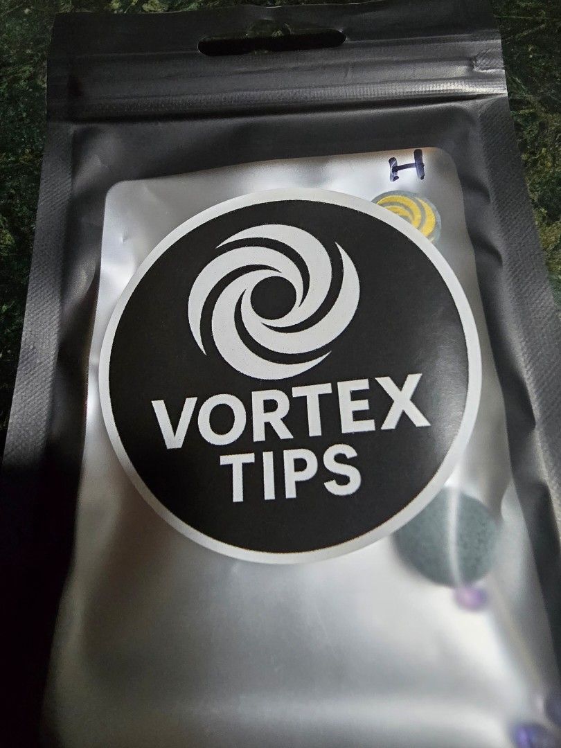 Vortex tips (Category: Billiards & Bowling) located in Singapore. Submitted by bennyy88 (Listing ID 1426736187, Image 1). Description: Crafted to deliver exceptional control, feel, and consistency, Vortex Tips are designed to provide maximum spin with minimal effort, giving you the edge to dominate the table. Whether you're a seasoned pro or an ambitious amateur, trust in the tip chosen and co-designed by one of snooker's brightest stars. - Vorte