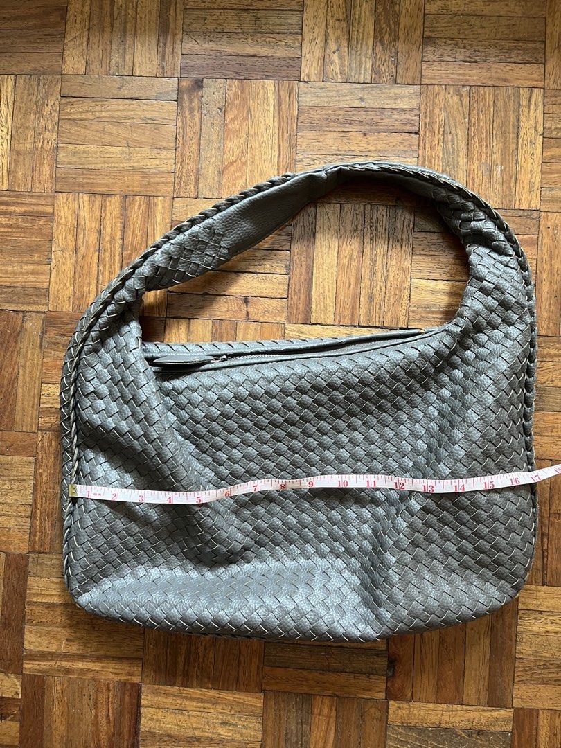 Woven Shoulder Bag (Category: Shoulder Bags) located in Makati City. Submitted by yoursecondbest (Listing ID 1426610287, Image 3). Description: I always received compliments when I use this bag. Fits 13” laptop..