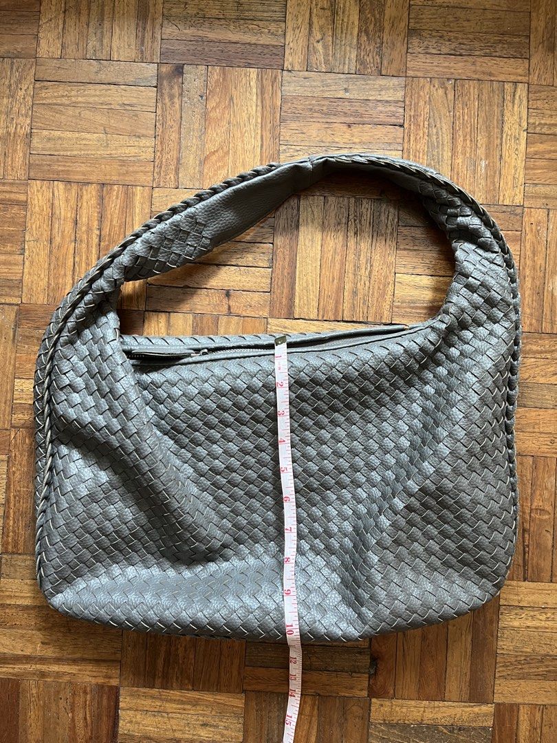 Woven Shoulder Bag (Category: Shoulder Bags) located in Makati City. Submitted by yoursecondbest (Listing ID 1426610287, Image 2). Description: I always received compliments when I use this bag. Fits 13” laptop..