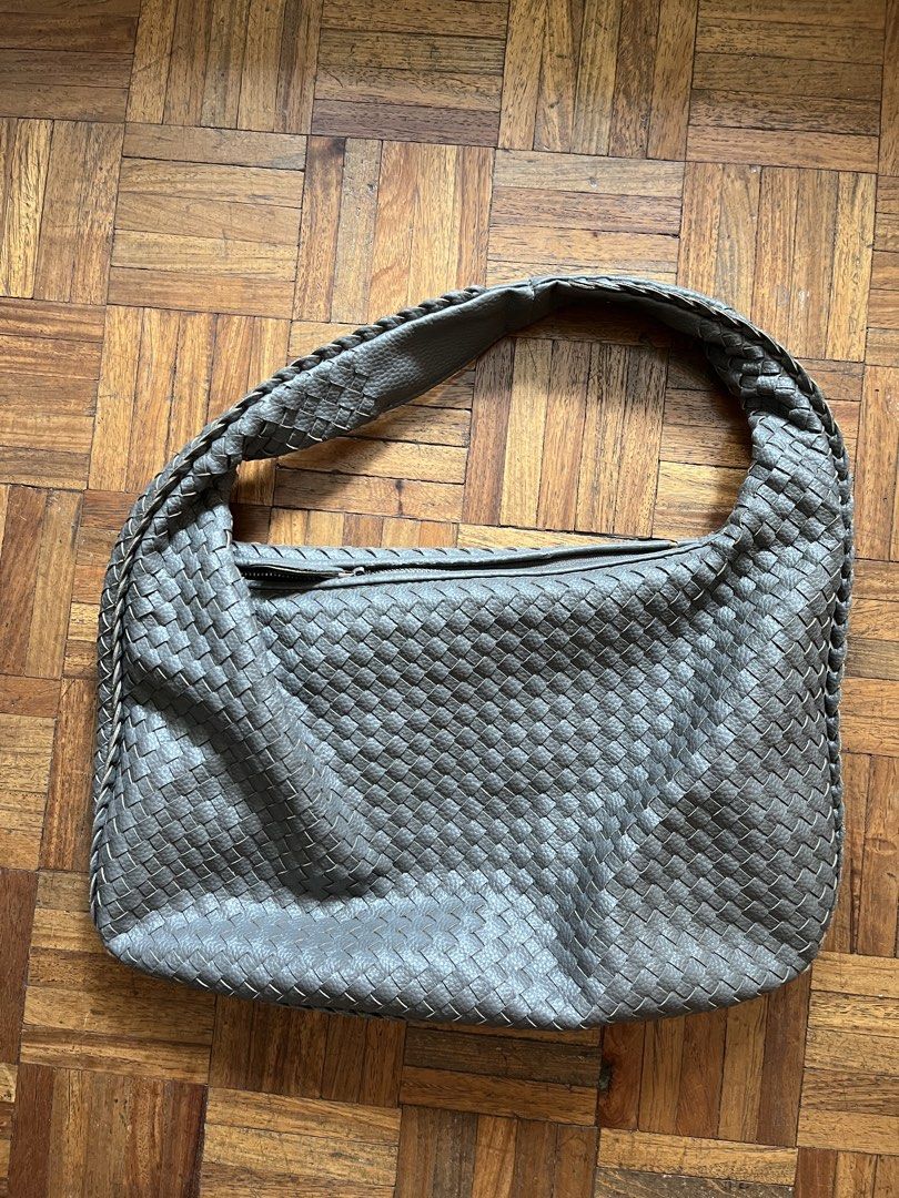 Woven Shoulder Bag (Category: Shoulder Bags) located in Makati City. Submitted by yoursecondbest (Listing ID 1426610287, Image 1). Description: I always received compliments when I use this bag. Fits 13” laptop..