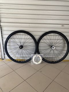 (Category: ) located in . Submitted by fixedgearmart (Listing ID 1426609755, Image 1). Description: .