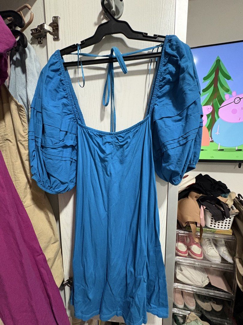 Zara Blue Dress - Size S (Category: Dresses) located in Pasig City. Submitted by ana013 (Listing ID 1426592033, Image 1). Description: .